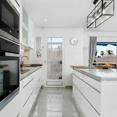 Stunning Metres From The - Rdr222 Apartment Marbella